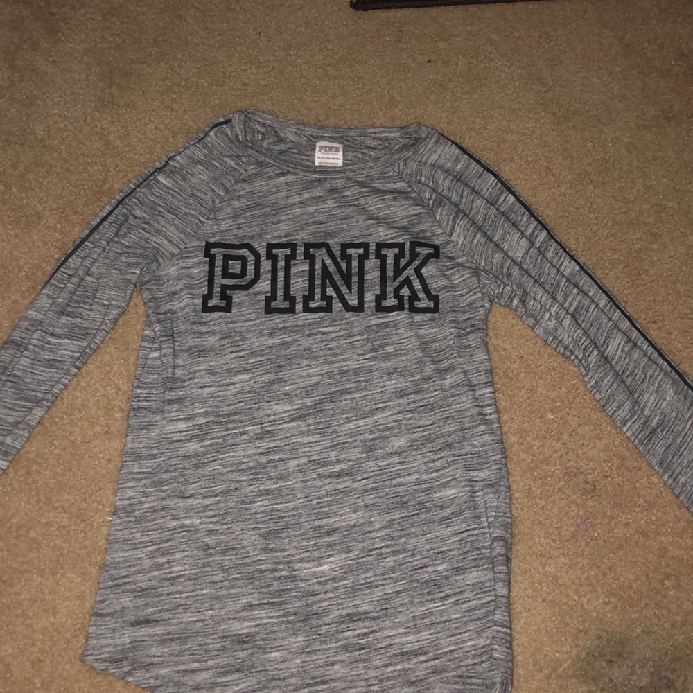 Long sleeve victories secret tee shirt